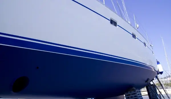 The Benefits of Professional Bottom Painting